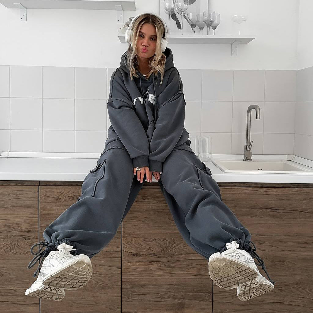 Damer avslappnad hoodie- och cargo-byxor-set Mirla-Eva Jonsson