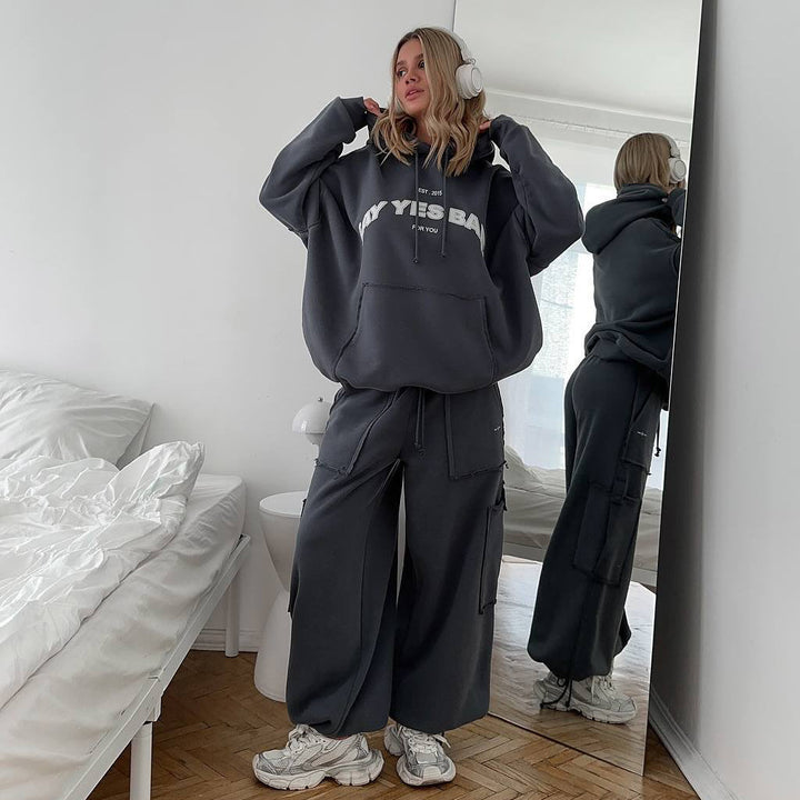 Damer avslappnad hoodie- och cargo-byxor-set Mirla-Eva Jonsson