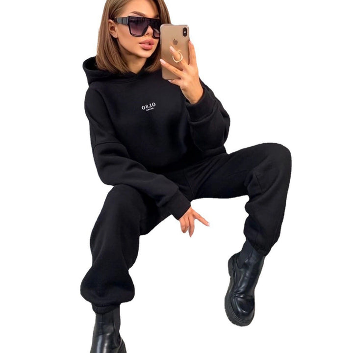 Damer avslappnad hoodie- och joggingbyxlook Eva Jonsson-Eva Jonsson