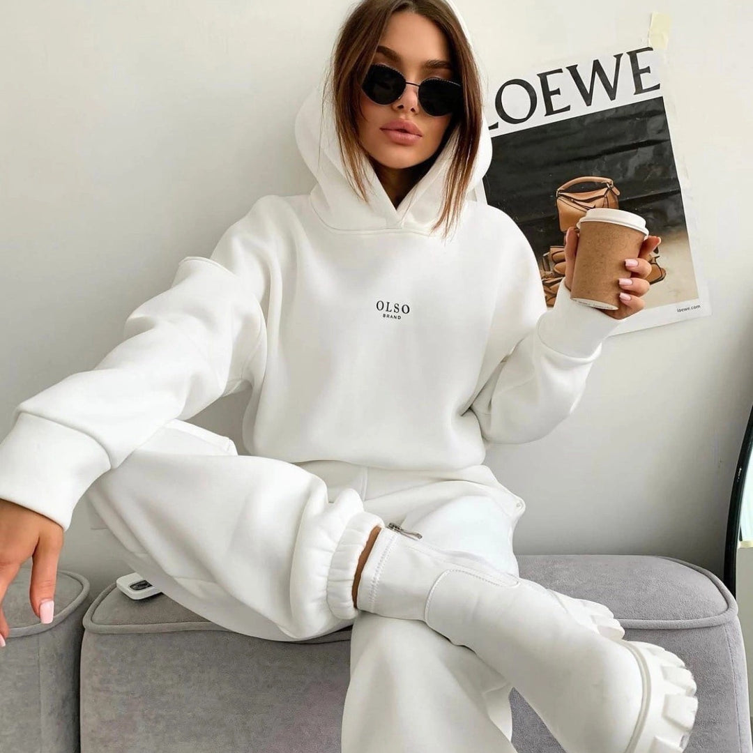 Damer avslappnad hoodie- och joggingbyxlook Eva Jonsson-Eva Jonsson