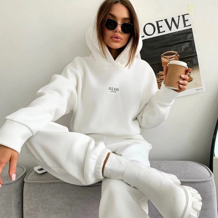 Damer avslappnad hoodie- och joggingbyxlook Eva Jonsson-Eva Jonsson