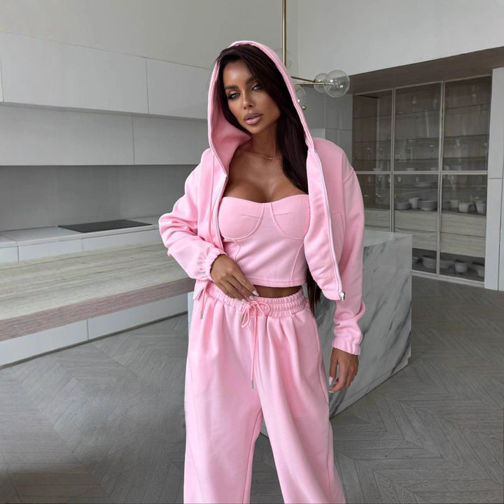 Damer avslappnad hoodie-set med figurnära topp och vida joggerbyxor Eva Jonsson-Eva Jonsson