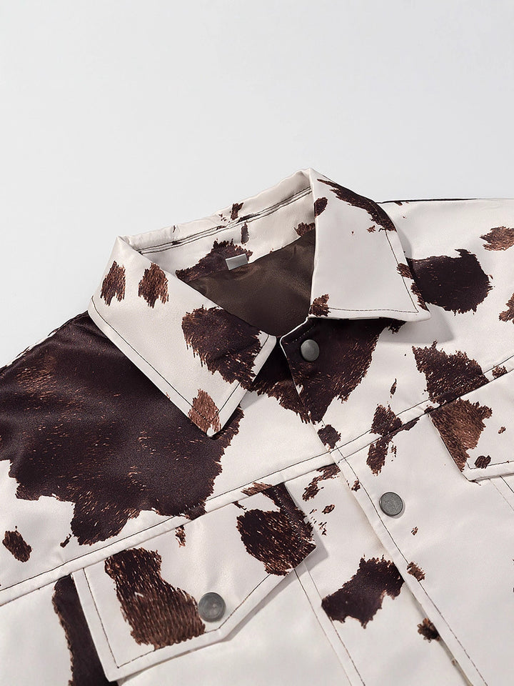 Damer avslappnad jeansjacka i modernt cow-print-design Mirla-Eva Jonsson