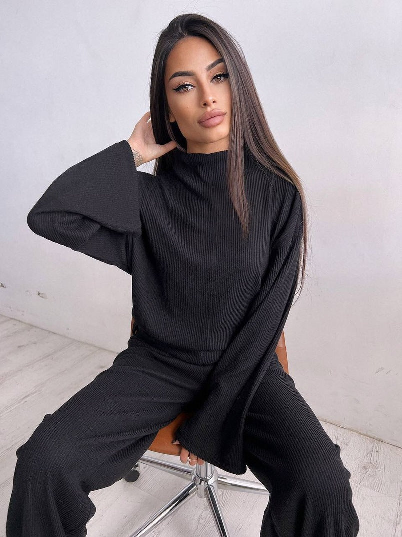Damer avslappnad jumpsuit i mjukt rippat material Mirla-Eva Jonsson