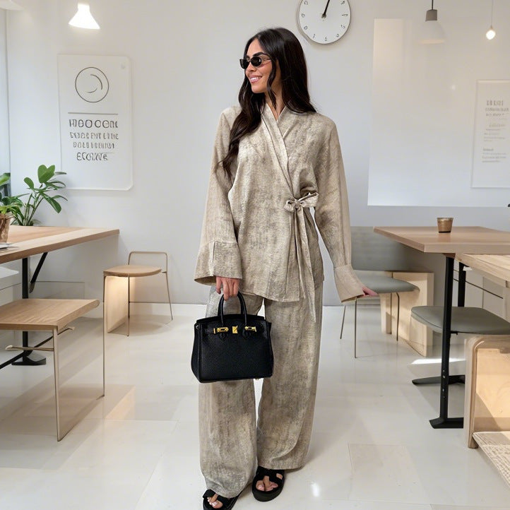 Damer avslappnad kimono-byxdress med bälte Eva Jonsson-Eva Jonsson
