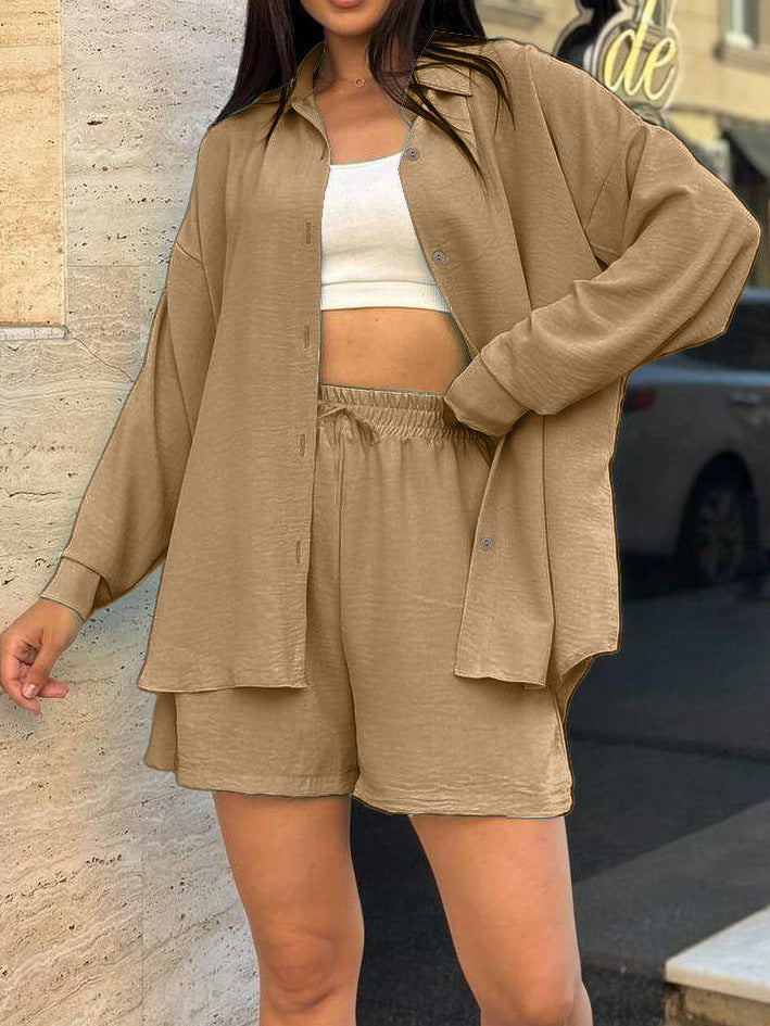 Damer avslappnad kortärmad set med knäppt blus och bekväma shorts Eva Jonsson-Eva Jonsson