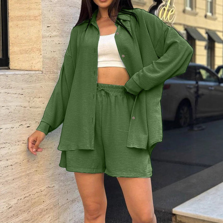 Damer avslappnad kortärmad set med knäppt blus och bekväma shorts Eva Jonsson-Eva Jonsson