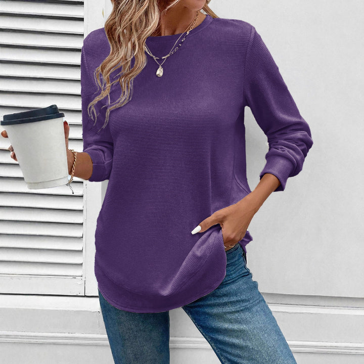 Damer avslappnad långärmad t-shirt med fin struktur och sidoklyftor Mirla-Eva Jonsson