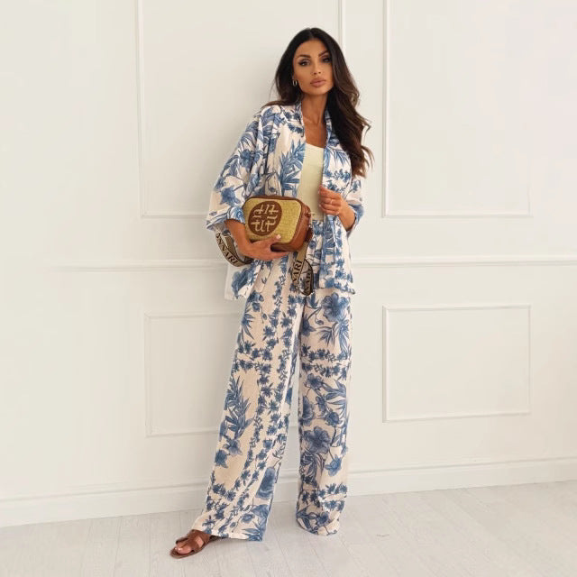 Damer avslappnad lounge-outfit med blommönster Mirla-Eva Jonsson