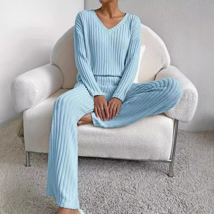 Damer avslappnad lounge-set med ribbstruktur Mirla-Eva Jonsson