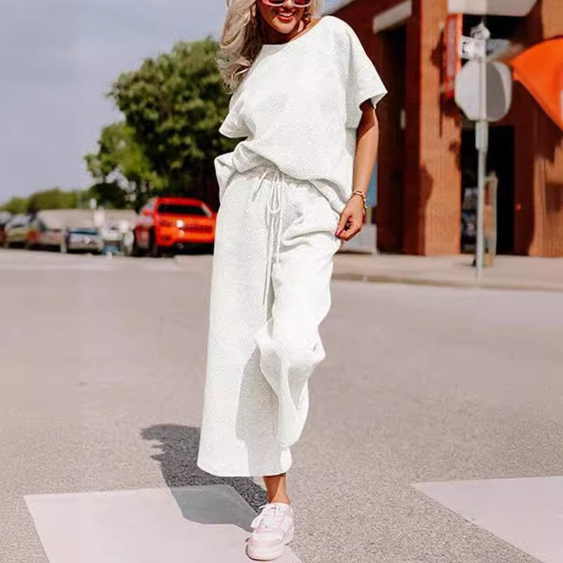 Damer avslappnad och luftig jumpsuit-set med vida ben och midjeåtdragning Mirla-Eva Jonsson