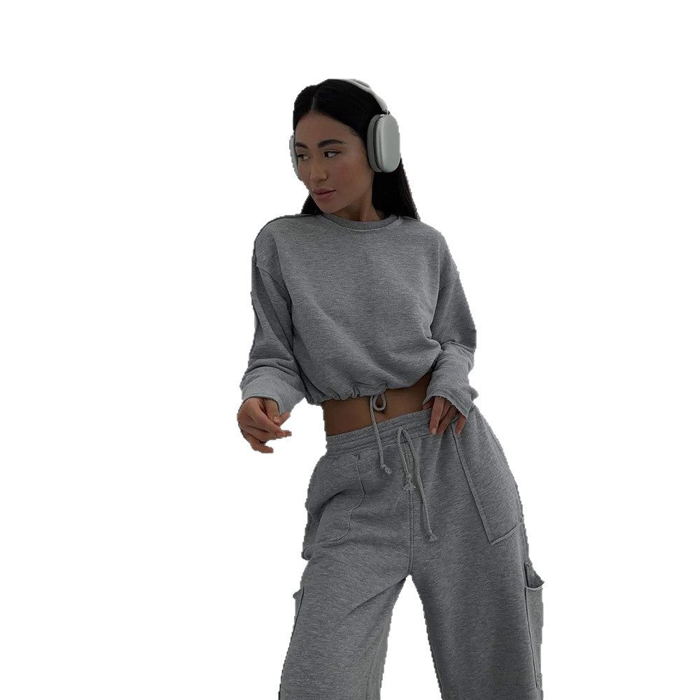 Damer avslappnad och moderiktig cropped sweatshirt med dragsko Eva Jonsson-Eva Jonsson