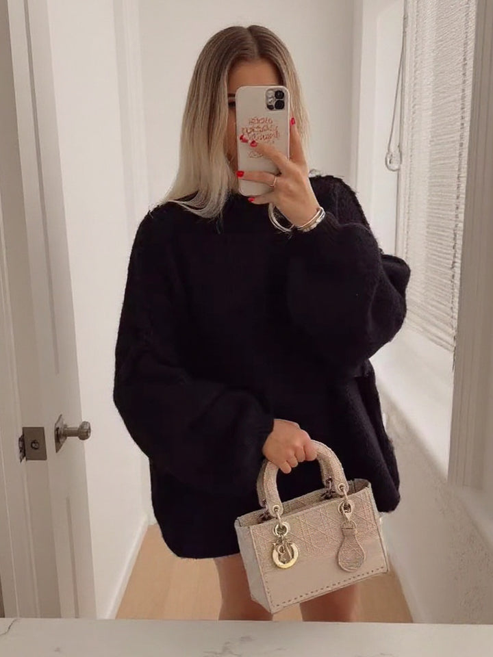 Damer avslappnad oversize tröja med höga ärmar och okonventionell skärning Eva Jonsson-Eva Jonsson