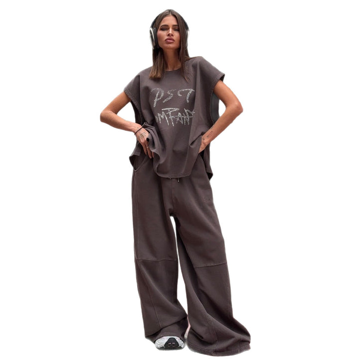 Damer avslappnad oversized T-shirt med iögonfallande grafiktryck och bekväma sweatpants Mirla-Eva Jonsson