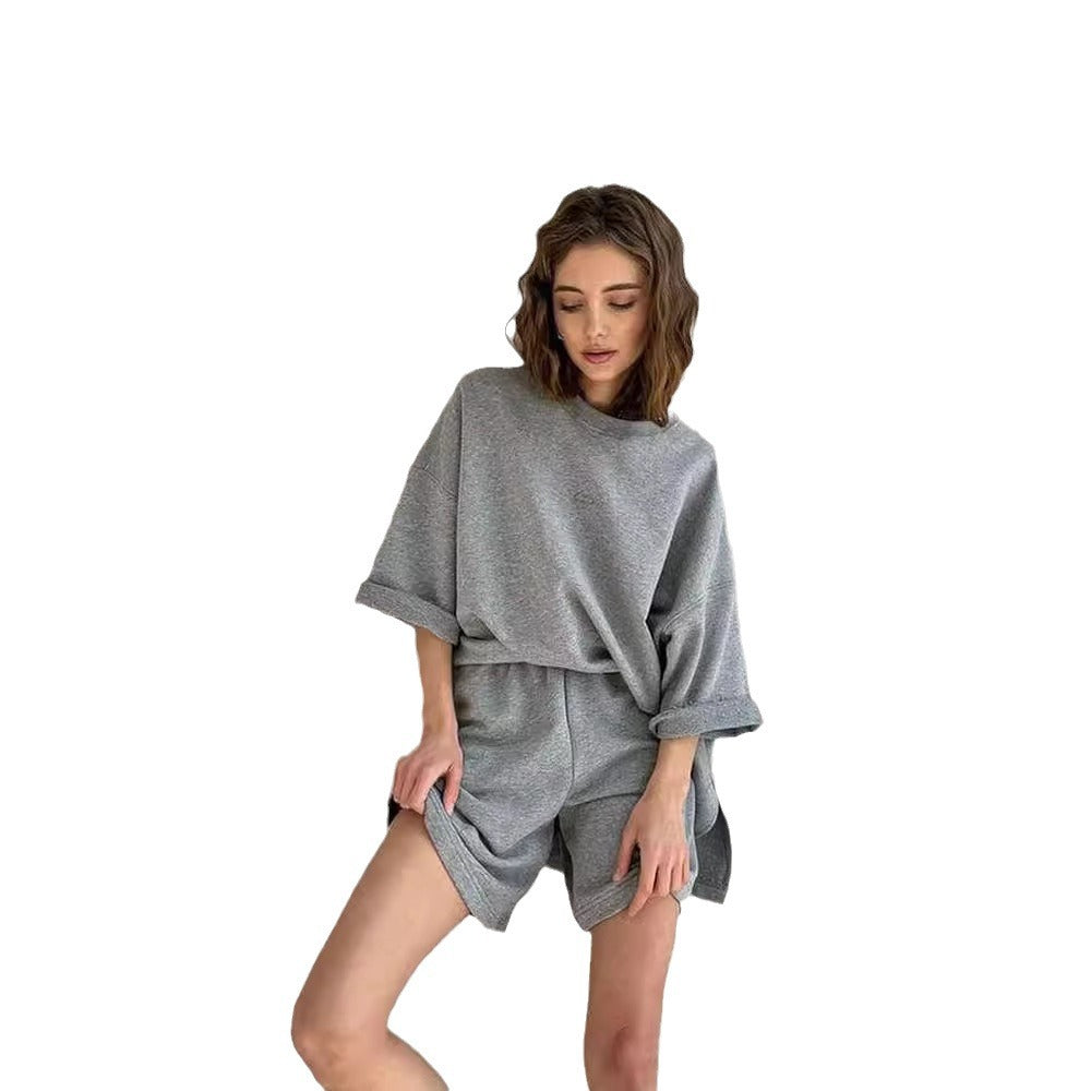 Damer avslappnad oversized fritidsset med kort ärm och bekväma byxor Mirla-Eva Jonsson
