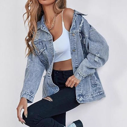 Damer avslappnad oversized jeansjacka med slitna detaljer och högkvalitativa metallknappar Eva Jonsson-Eva Jonsson