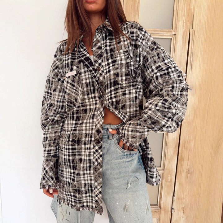 Damer avslappnad oversized skjortjacka med iögonfallande rutigt mönster och fransar Mirla-Eva Jonsson