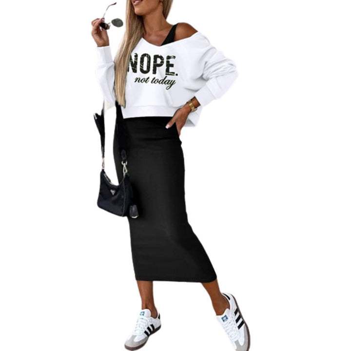 Damer avslappnad oversized sweatshirt med figurnära kjol Mirla-Eva Jonsson