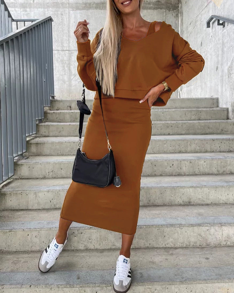 Damer avslappnad oversized sweatshirt med figurnära kjol Mirla-Eva Jonsson