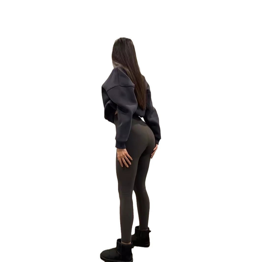Damer avslappnad oversized sweatshirt med hög krage och elastiska leggings Mirla-Eva Jonsson