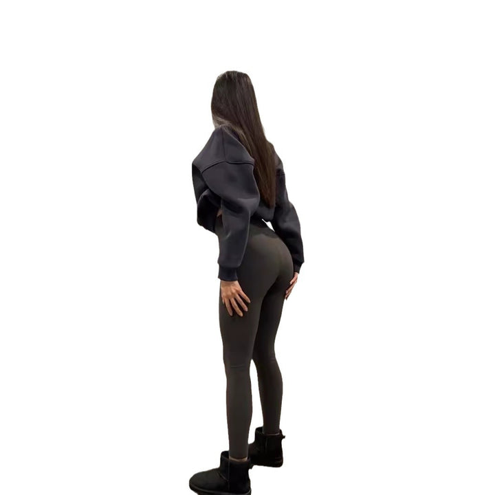 Damer avslappnad oversized sweatshirt med hög krage och elastiska leggings Mirla-Eva Jonsson