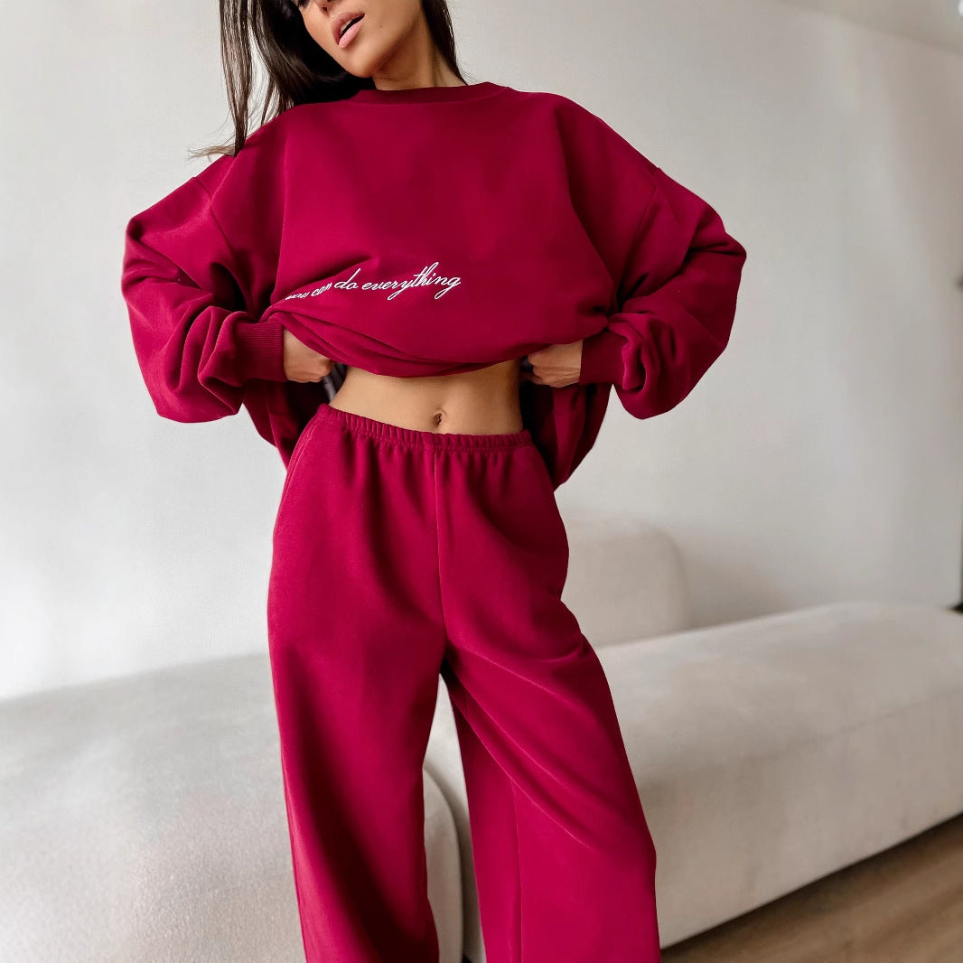 Damer avslappnad oversized sweatshirt och bekväma joggingsbyxor Eva Jonsson-Eva Jonsson