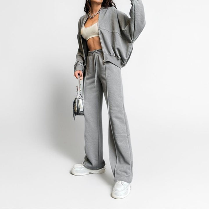 Damer avslappnad oversized tröja och joggingset Mirla-Eva Jonsson