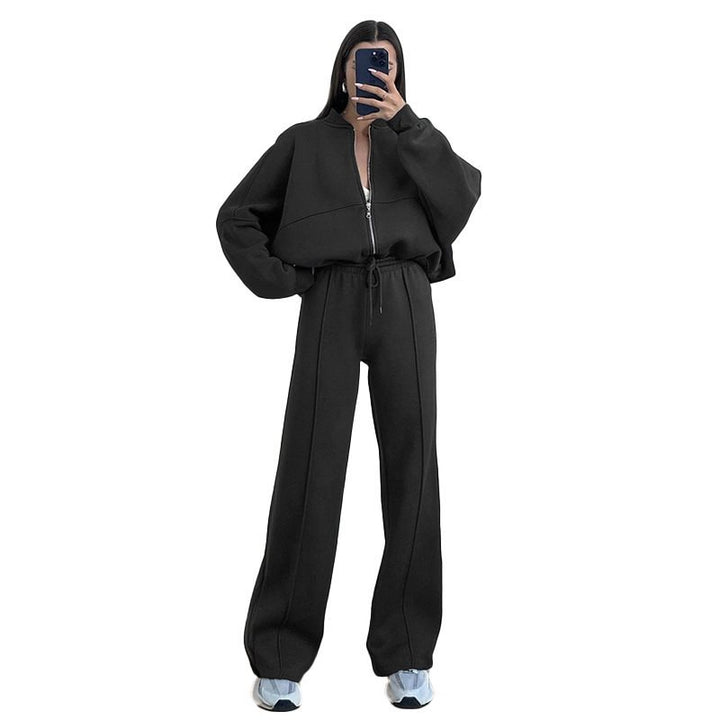 Damer avslappnad oversized tröja och joggingset Mirla-Eva Jonsson