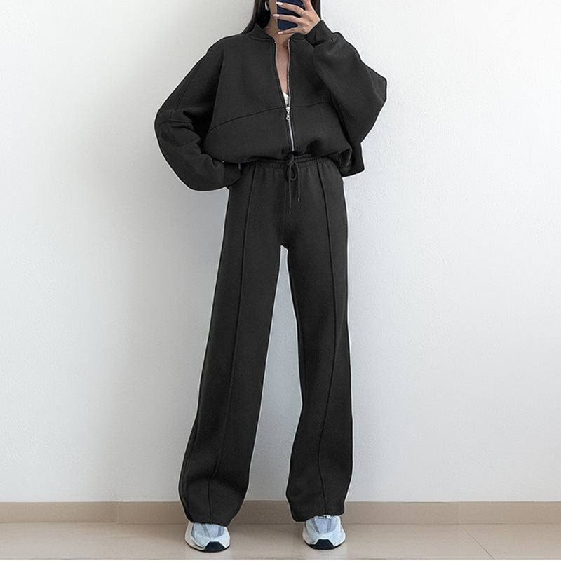 Damer avslappnad oversized tröja och joggingset Mirla-Eva Jonsson