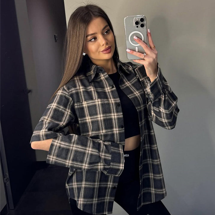 Damer avslappnad rutigt skjorta med oversized passform Mirla-Eva Jonsson