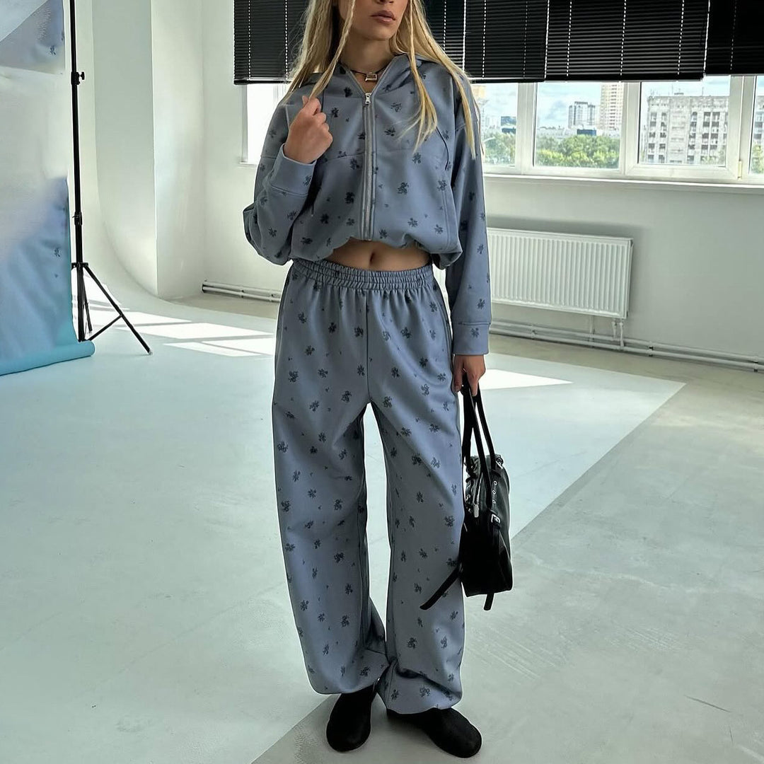 Damer avslappnad set med prickig topp och bekväma byxor Mirla-Eva Jonsson