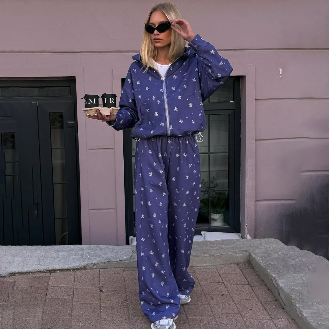 Damer avslappnad set med prickig topp och bekväma byxor Mirla-Eva Jonsson