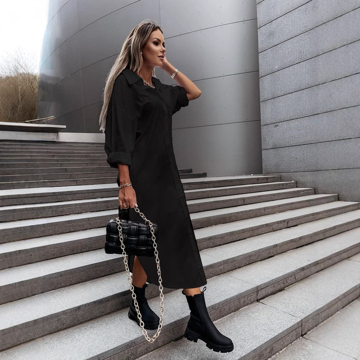 Damer avslappnad skjortklänning med klassiska knappar och oversized snitt Mirla-Eva Jonsson