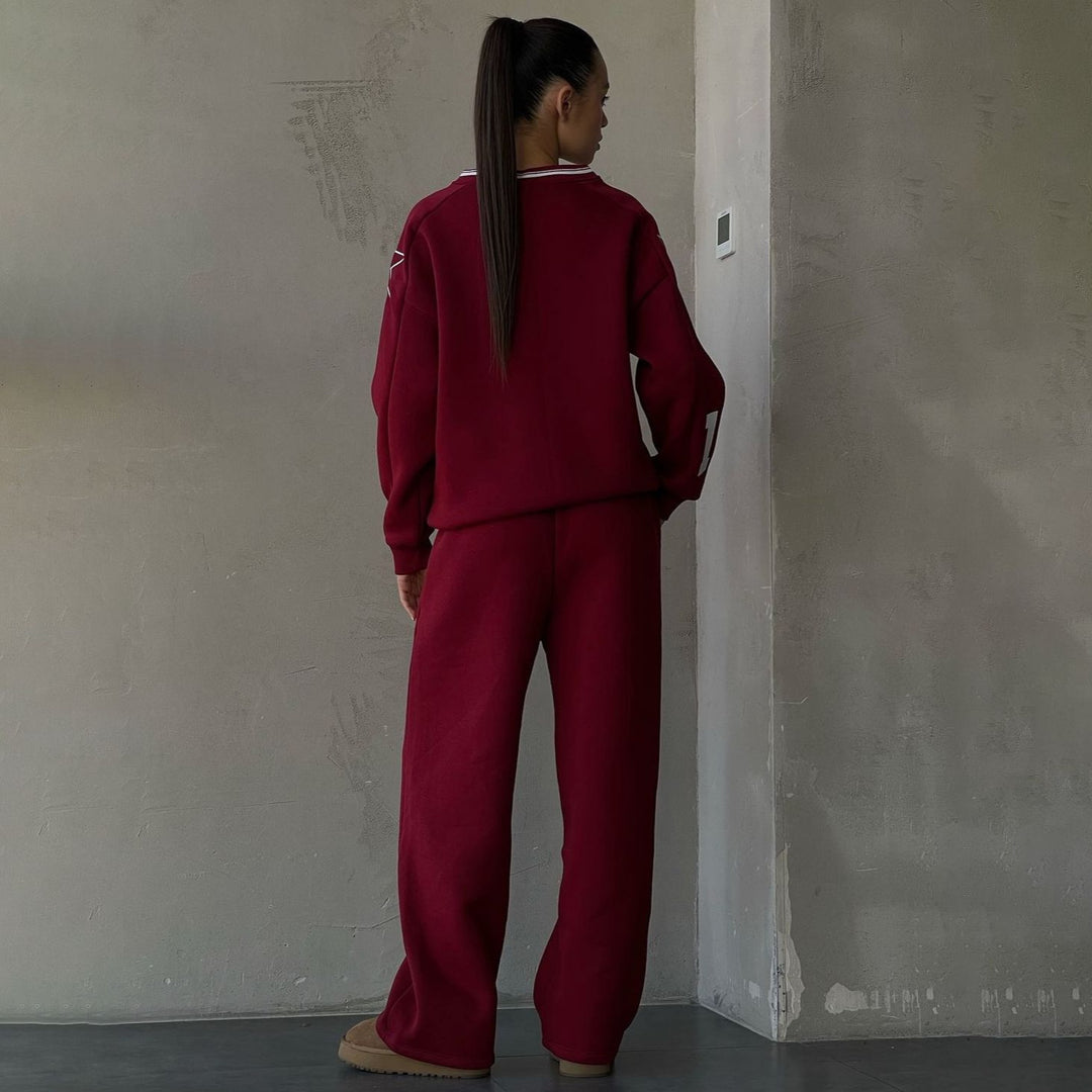 Damer avslappnad sportdräkt med oversized skärning och elastiskt midjeband Mirla-Eva Jonsson