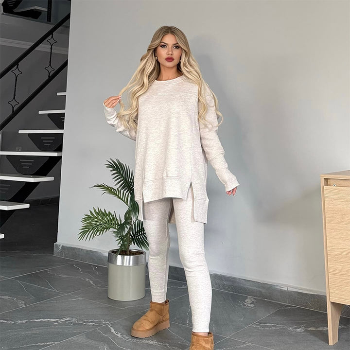Damer avslappnad sportensemble med oversized tröja och leggings Mirla-Eva Jonsson