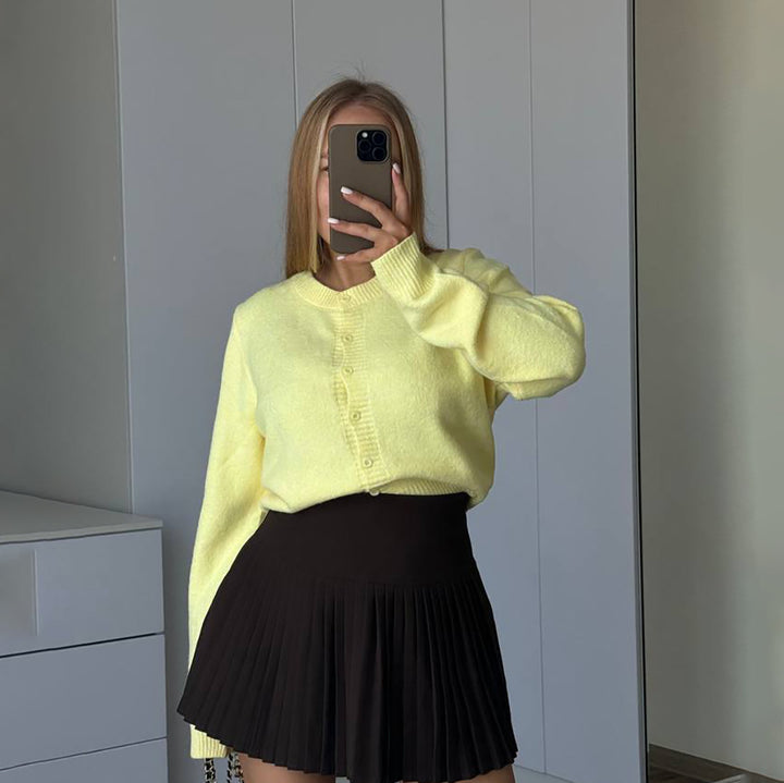Damer avslappnad st cardigan med knappslå och fast ribbad mudd Mirla-Eva Jonsson