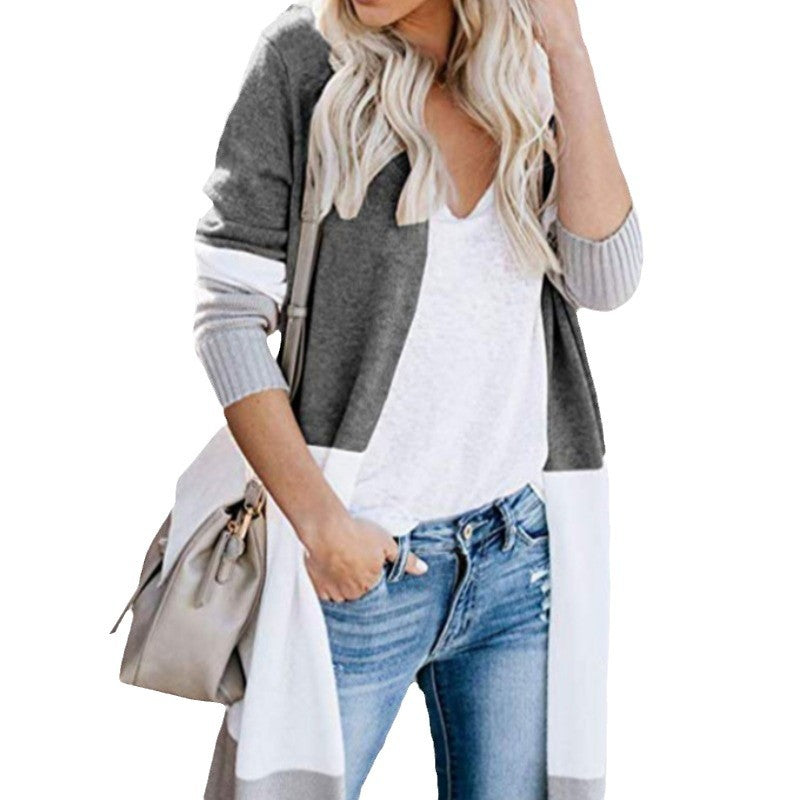Damer avslappnad stickad cardigan med moderna färgblockdetaljer och långa ärmar Mirla-Eva Jonsson