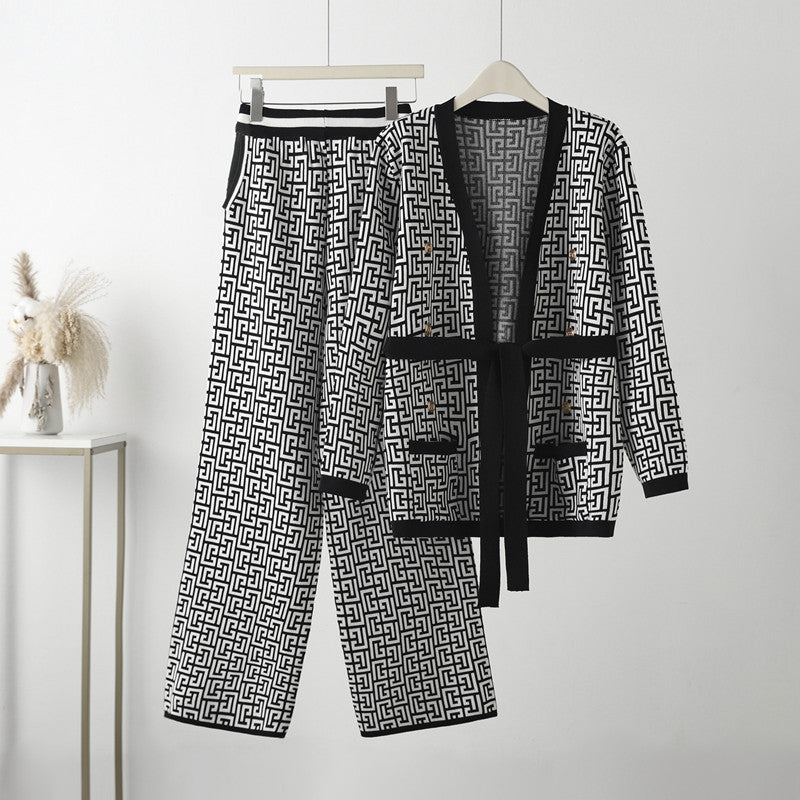 Damer avslappnad stickad loungewear-set med geometriskt mönster Mirla-Eva Jonsson