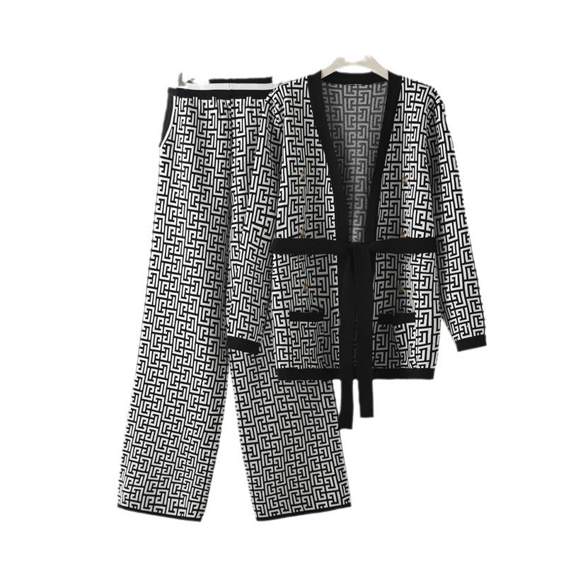 Damer avslappnad stickad loungewear-set med geometriskt mönster Mirla-Eva Jonsson