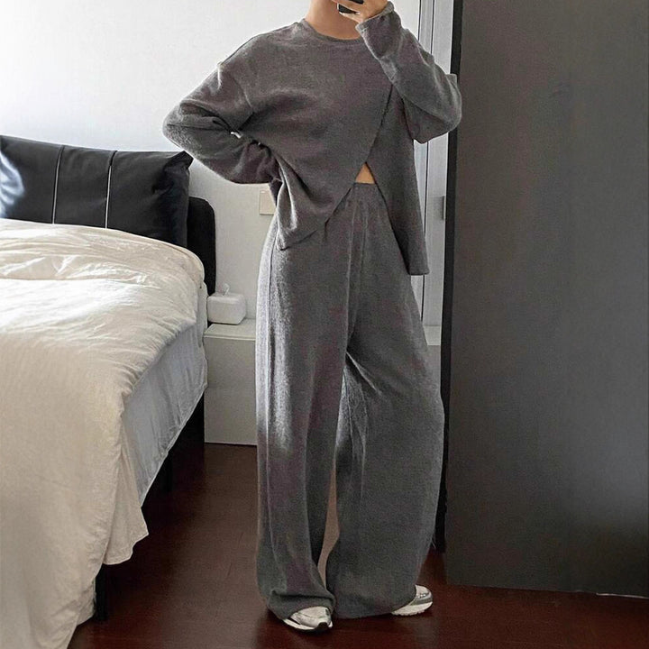 Damer avslappnad stickad loungwear-set med lös passform och asymmetrisk överdel Mirla-Eva Jonsson
