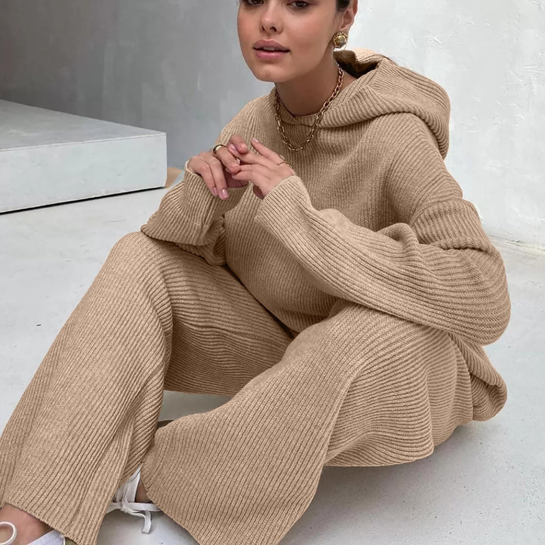 Damer avslappnad stickad set med oversized huvtröja och vida byxor Eva Jonsson-Eva Jonsson