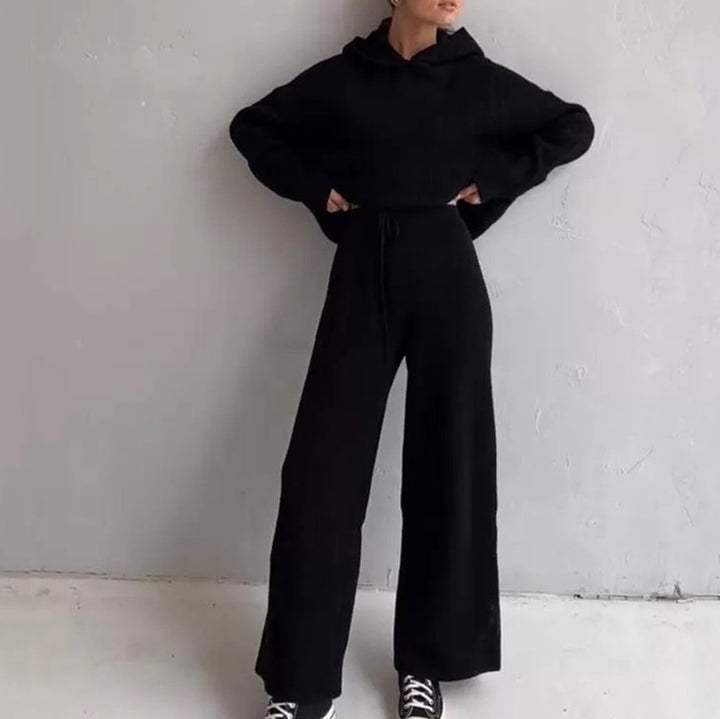 Damer avslappnad stickad set med oversized huvtröja och vida byxor Eva Jonsson-Eva Jonsson