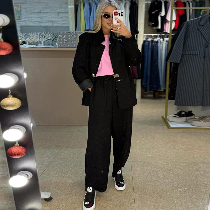 Damer avslappnad sweater-blazer-kombination med vida byxor Mirla-Eva Jonsson