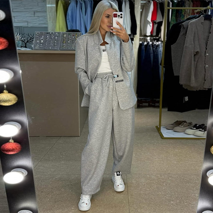 Damer avslappnad sweater-blazer-kombination med vida byxor Mirla-Eva Jonsson