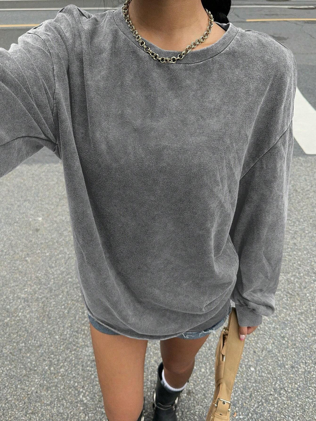 Damer avslappnad sweatshirt med oversized snitt och mjukt material Mirla-Eva Jonsson