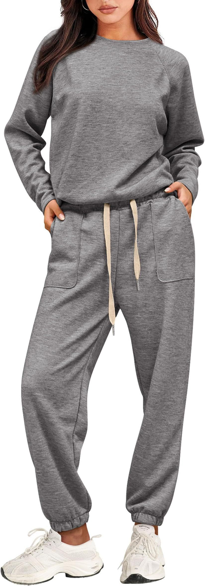 Damer avslappnad sweatshirt och joggerset Mirla-Eva Jonsson