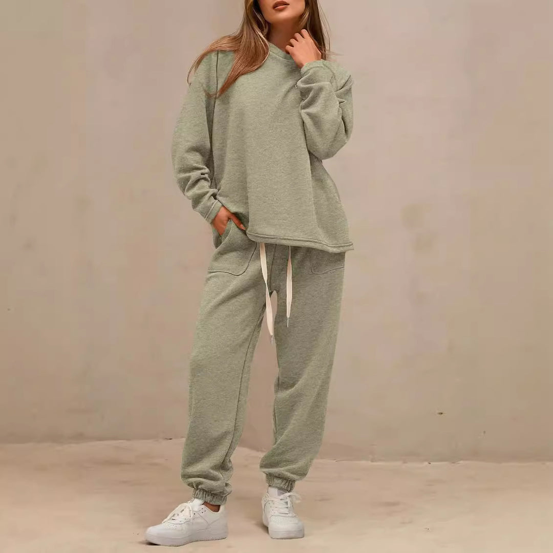Damer avslappnad sweatshirt och joggerset Mirla-Eva Jonsson