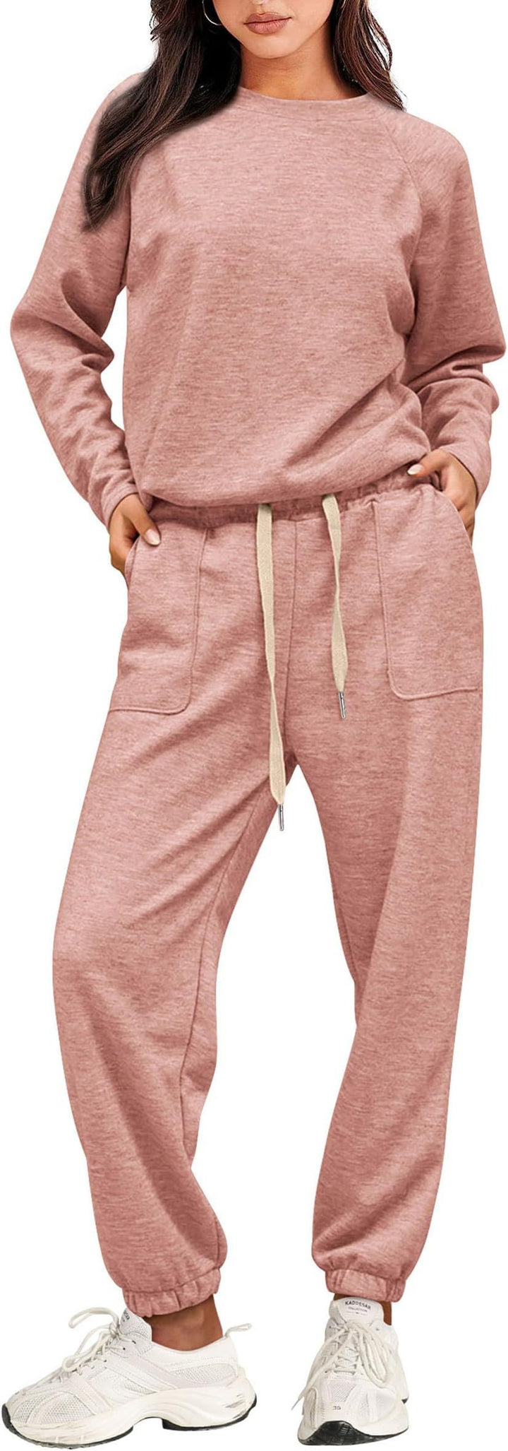 Damer avslappnad sweatshirt och joggerset Mirla-Eva Jonsson