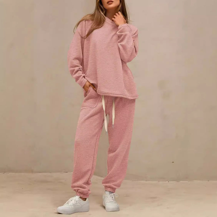 Damer avslappnad sweatshirt och joggerset Mirla-Eva Jonsson