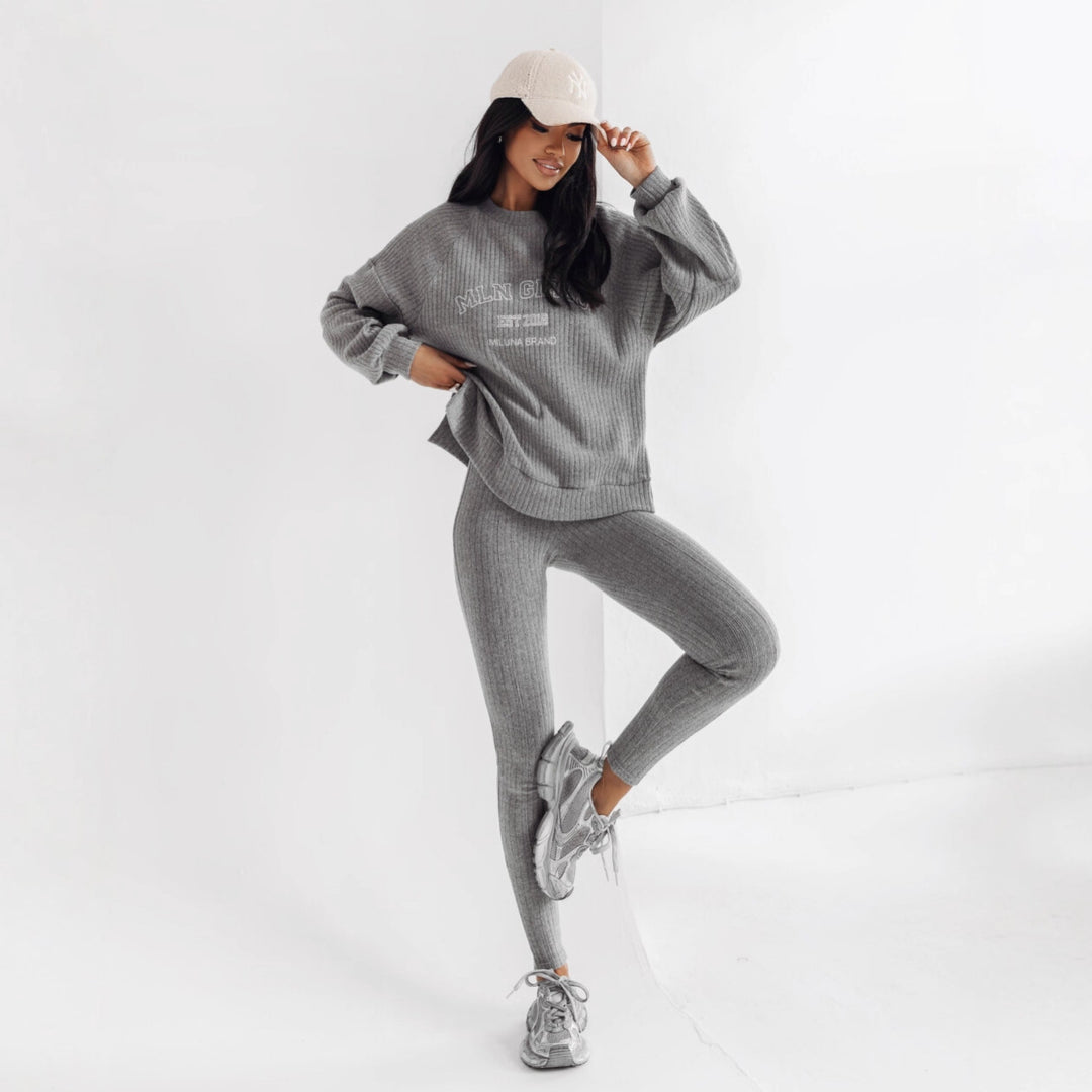 Damer avslappnad sweatshirt och lediga leggings Mirla-Eva Jonsson